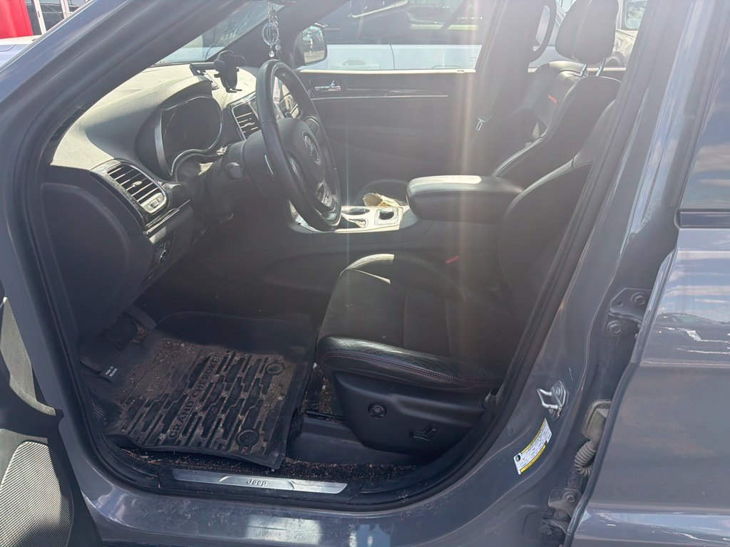 Used 2019 Jeep Grand Cherokee Trailhawk AWD/4WD image 3