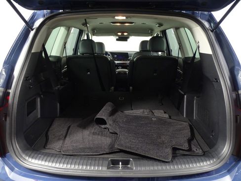 Used 2024 Kia Telluride S image 14