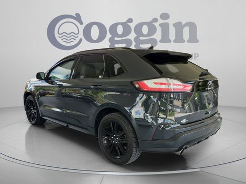 Used 2021 Ford Edge ST-Line FWD image 3