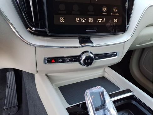 New 2026 Volvo XC60 B5 Ultra w/ Protection Package Premier AWD/4WD image 23