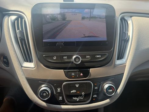Used 2024 Chevrolet Malibu LS w/ Driver Confidence Package FWD image 12