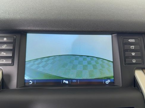 Used 2016 Land Rover Discovery Sport HSE AWD/4WD image 24