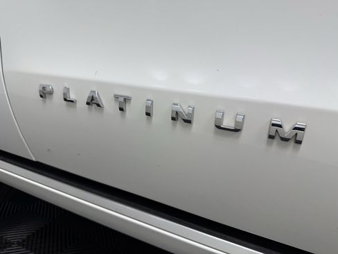 Used 2024 Ford Expedition Max Platinum image 11