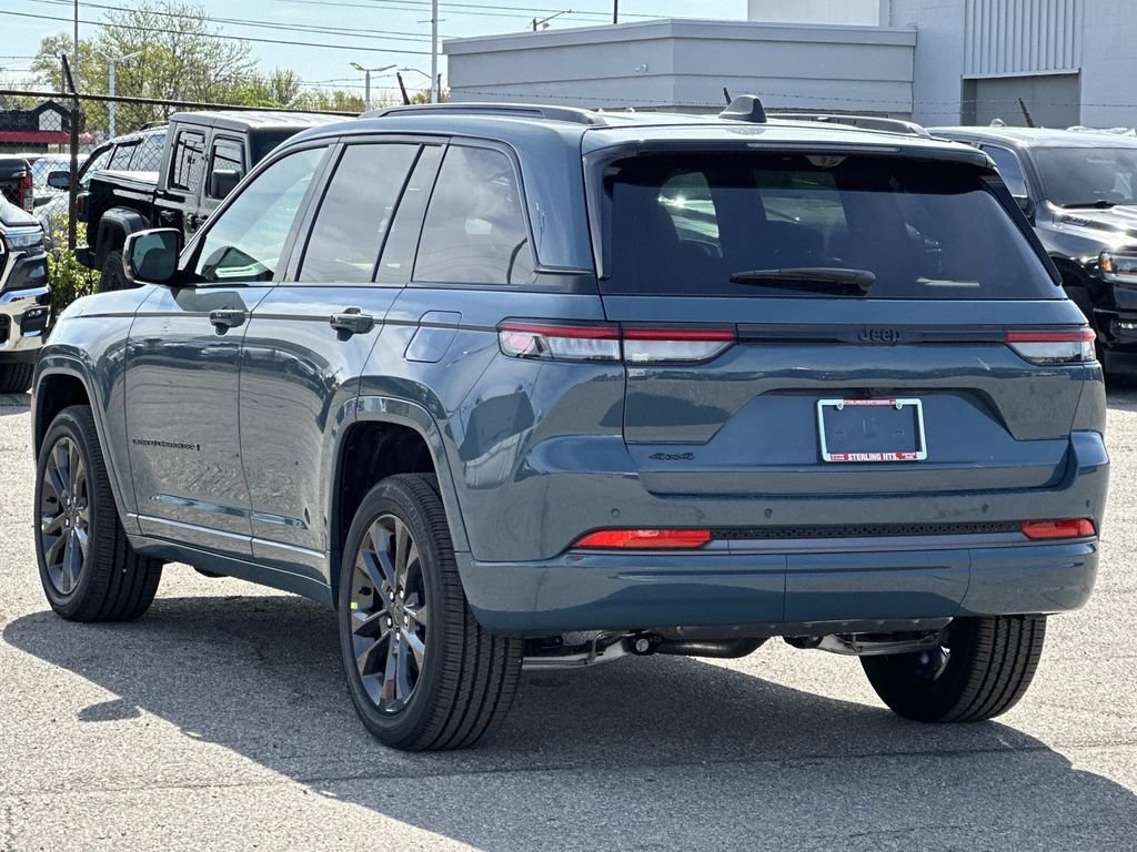 New 2026 Jeep Grand Cherokee Limited AWD/4WD image 4