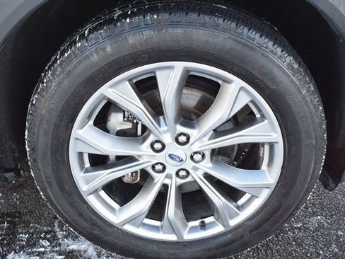 Used 2023 Ford Explorer XLT w/ Equipment Group 202A image 48