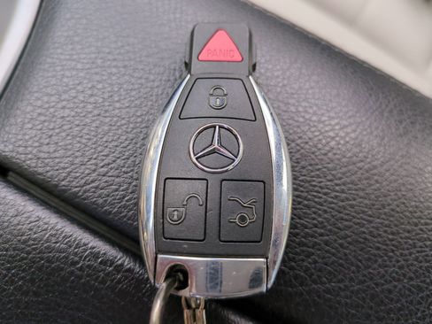 Used 2016 Mercedes-Benz C 300 C 300 image 26