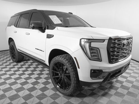 Used 2026 GMC Yukon Denali Ultimate image 3