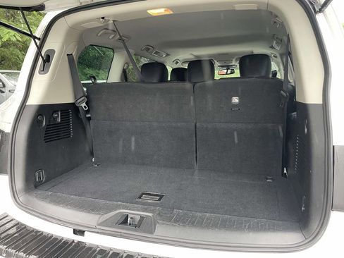 Used 2023 Nissan Armada SL RWD image 11