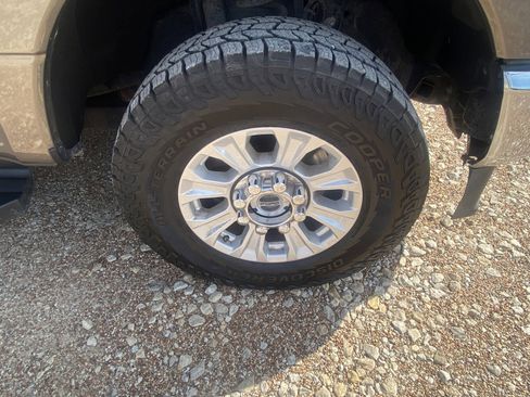 Used 2021 Ford F250 XL w/ STX Appearance Package image 9