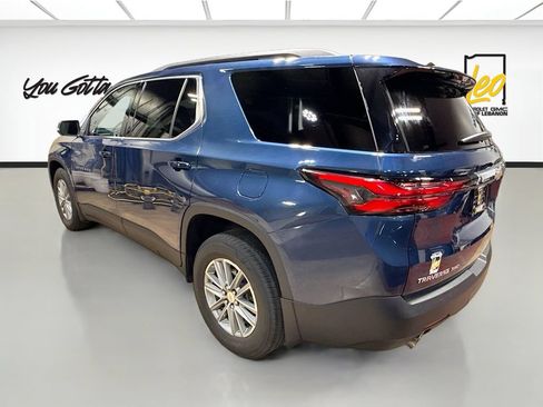 Used 2023 Chevrolet Traverse LT w/ Rear Camera Mirror Package AWD/4WD image 7