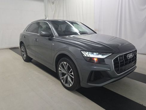 Used 2023 Audi Q8 Prestige w/ Prestige Package AWD/4WD image 2