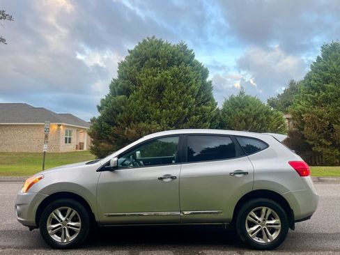 Used 2013 Nissan Rogue S w/ Special Edition Pkg image 6
