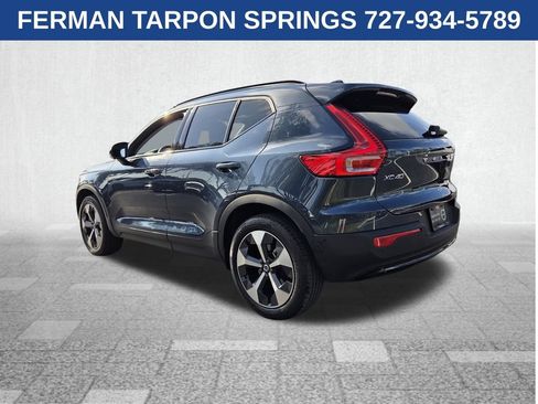 Certified 2026 Volvo XC40 B4 Plus w/ Protection Package Premier FWD image 6