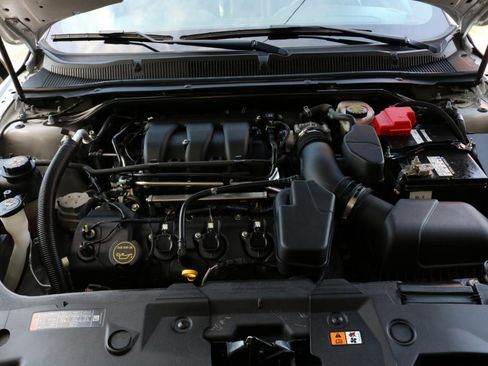 Used 2019 Ford Taurus SEL w/ Equipment Group 201A FWD image 47