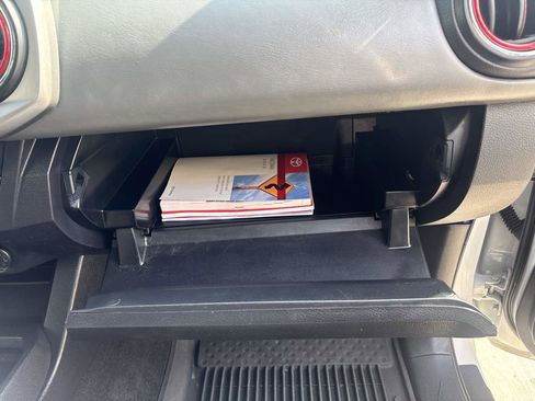 Used 2022 Toyota Tacoma SR5 image 20