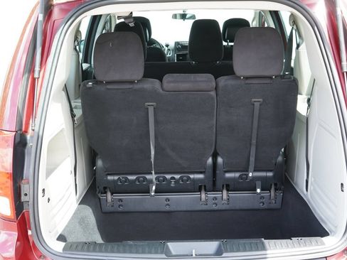 Used 2014 Dodge Grand Caravan American Value Package FWD image 8