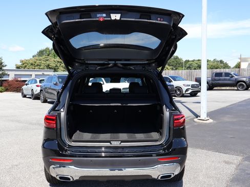 Used 2025 Mercedes-Benz GLB 250 image 20