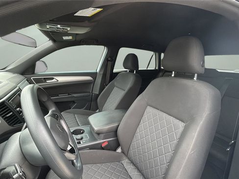 Used 2020 Volkswagen Atlas Cross Sport S image 13