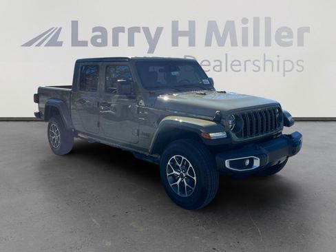 New 2026 Jeep Gladiator Sport image 7