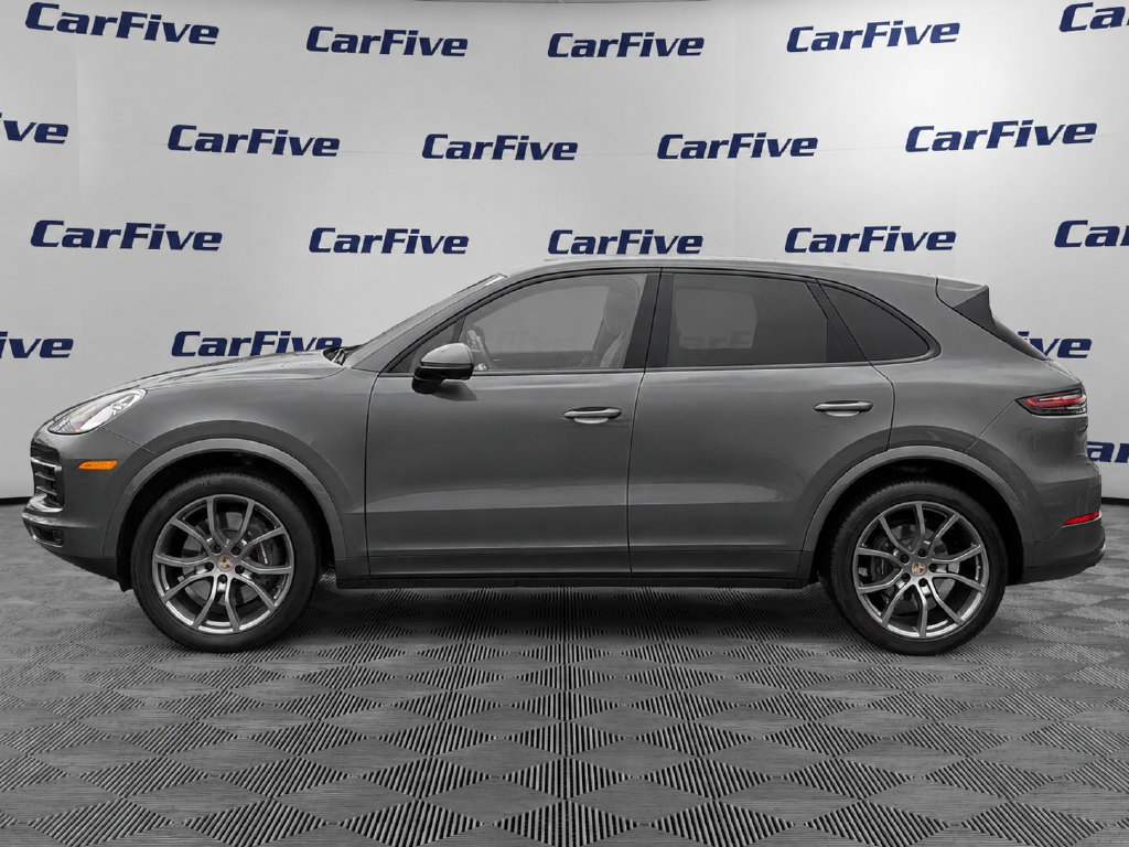 Used 2023 Porsche Cayenne AWD/4WD image 2