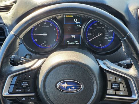 Used 2019 Subaru Outback 2.5i Premium image 11