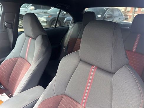 Used 2023 Toyota Corolla SE image 9