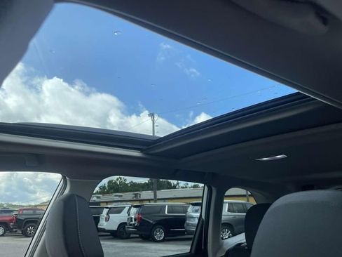 Used 2023 Subaru Forester Premium image 17