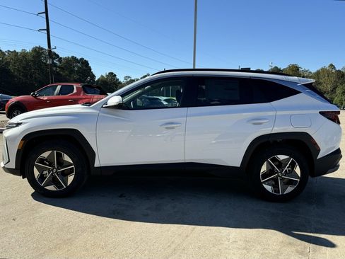 Used 2025 Hyundai Tucson SEL image 11