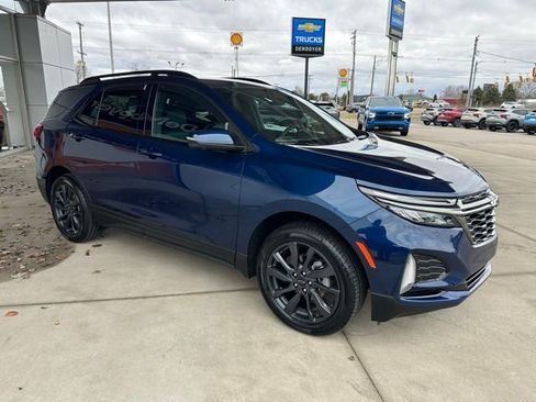 Used 2023 Chevrolet Equinox RS AWD/4WD image 4
