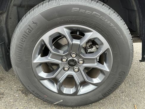 Used 2025 Ford Maverick XLT w/ XLT Luxury Package image 12