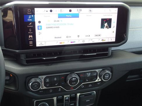 New 2025 Jeep Wrangler Sport S image 26