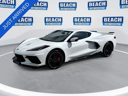 Used 2021 Chevrolet Corvette Stingray Preferred Cpe w/ Z51 Performance Package RWD image 1