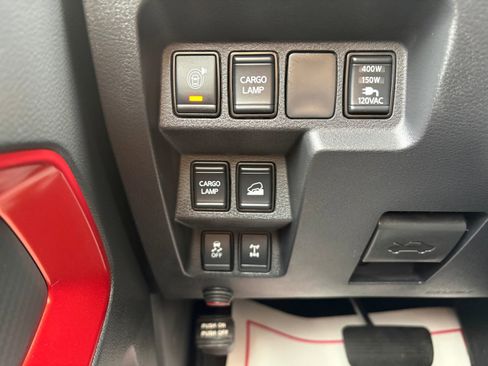 Used 2023 Nissan Frontier PRO-4X w/ Pro Convenience Package image 15