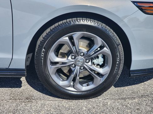 Certified 2024 Honda Accord EX-L image 10