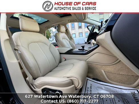 Used 2017 Audi A8 L 3.0T AWD/4WD image 35