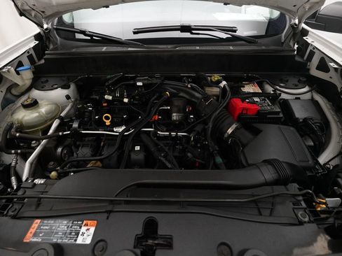 Used 2022 Ford Maverick XL w/ Equipment Group 100A Standard AWD/4WD image 3