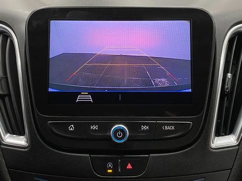 Used 2020 Chevrolet Malibu LT image 21