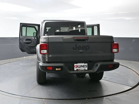 New 2026 Jeep Gladiator Sport AWD/4WD image 45