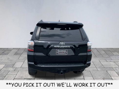 Used 2024 Toyota 4Runner SR5 AWD/4WD image 6