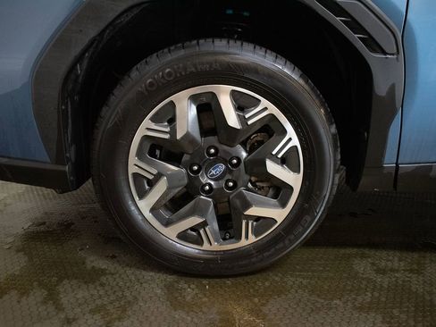 Used 2025 Subaru Forester AWD/4WD image 9