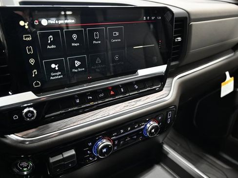 New 2026 GMC Sierra 2500 SLT w/ SLT Premium Package image 17