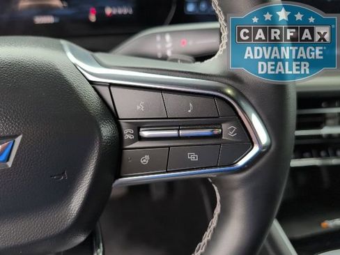 Certified 2025 Chevrolet Traverse LT FWD image 20