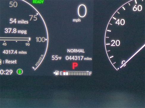 Used 2023 Honda CR-V Sport image 32