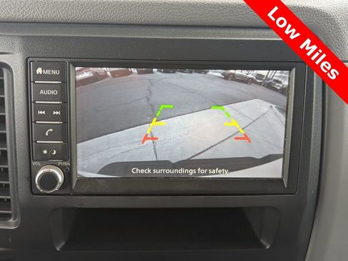 Used 2020 Nissan NV 3500 S image 23