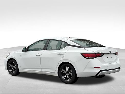 Used 2022 Nissan Sentra SV image 8