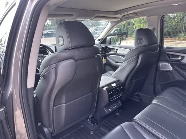 Used 2026 Acura MDX w/ Technology Package FWD image 24