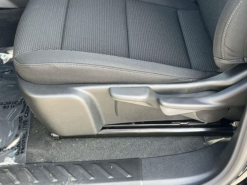 New 2026 GMC Canyon Elevation w/ LPO, Black Badging Package RWD image 22
