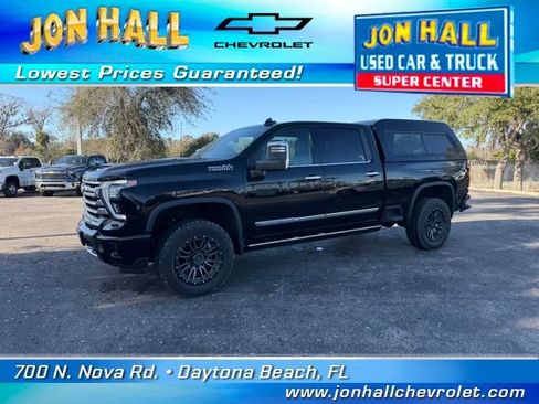 Used 2024 Chevrolet Silverado 2500 High Country w/ Technology Package image 2