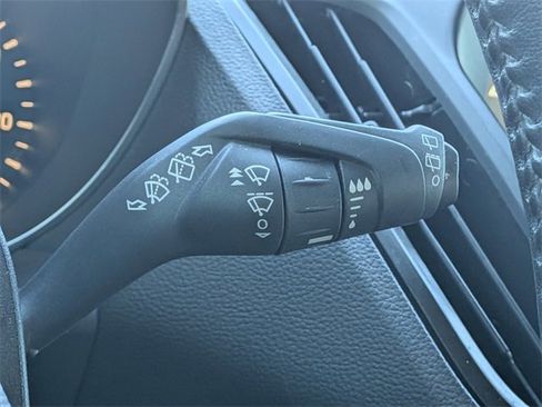 Used 2018 Ford Escape SEL image 31