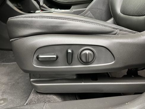 Certified 2022 Buick Encore GX Essence w/ Advanced Technology Package image 13